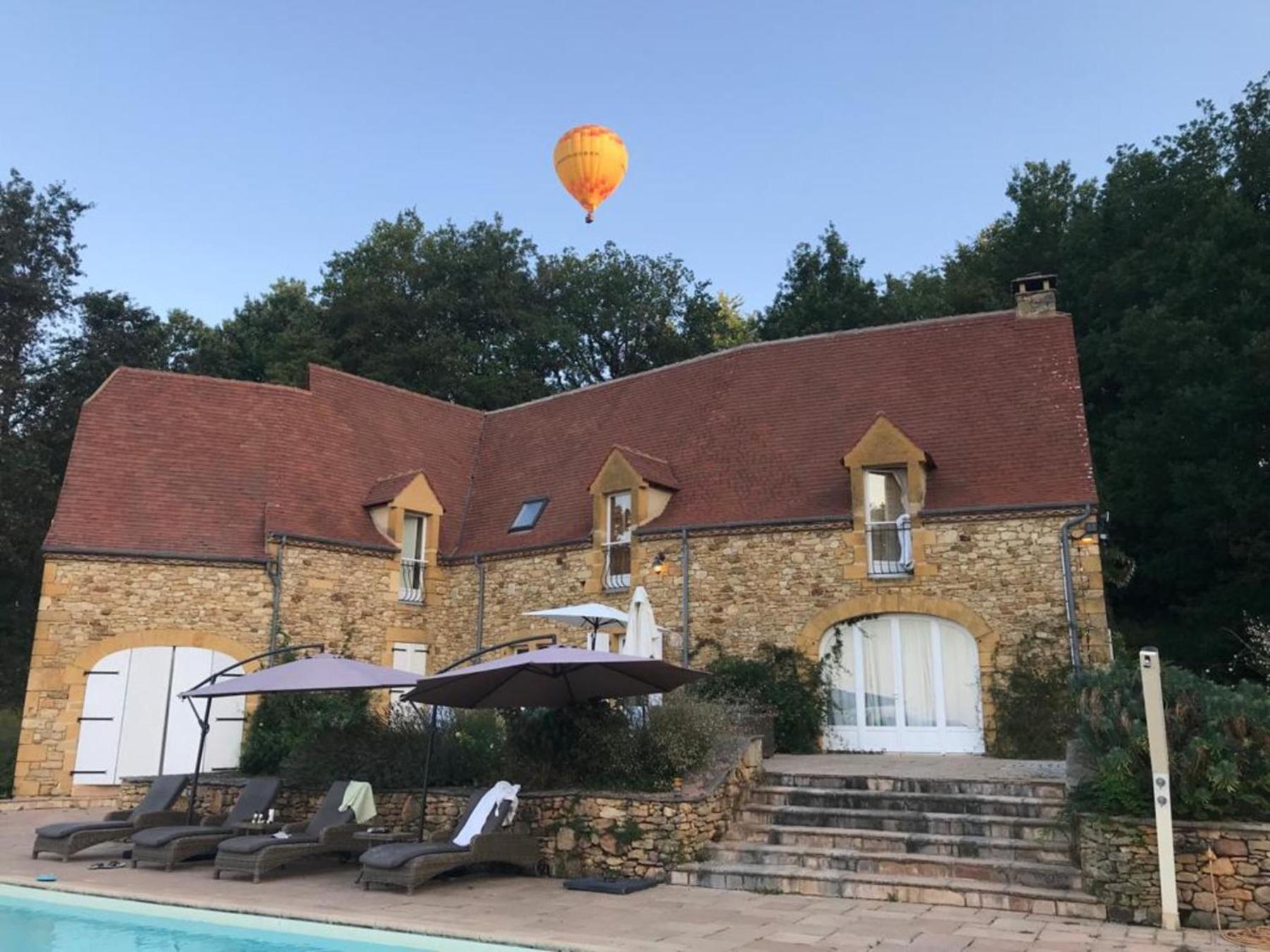 Luxury Chateau W. Pool & Hot Tub In Dordogne Vila Beynac-et-Cazenac Exterior foto